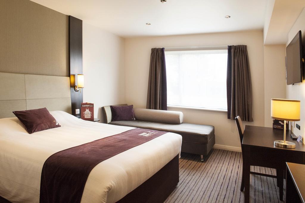 Premier Inn Southampton West Ower Zimmer foto