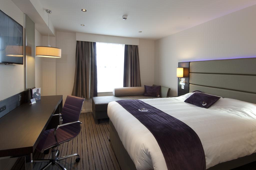 Premier Inn Southampton West Ower Zimmer foto