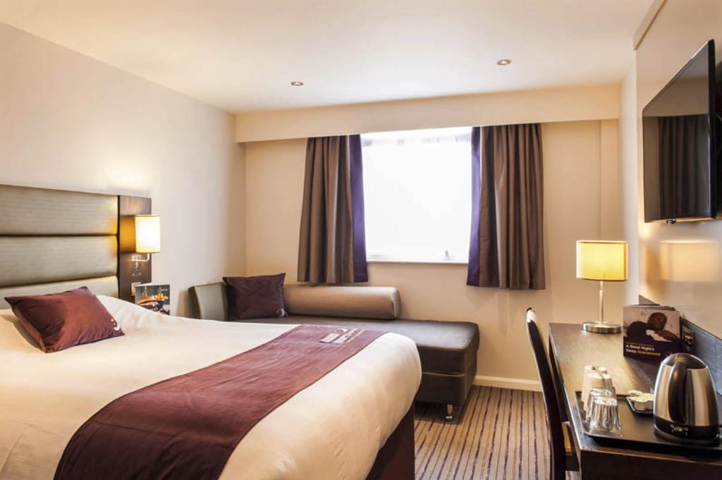 Premier Inn Southampton West Ower Exterior foto